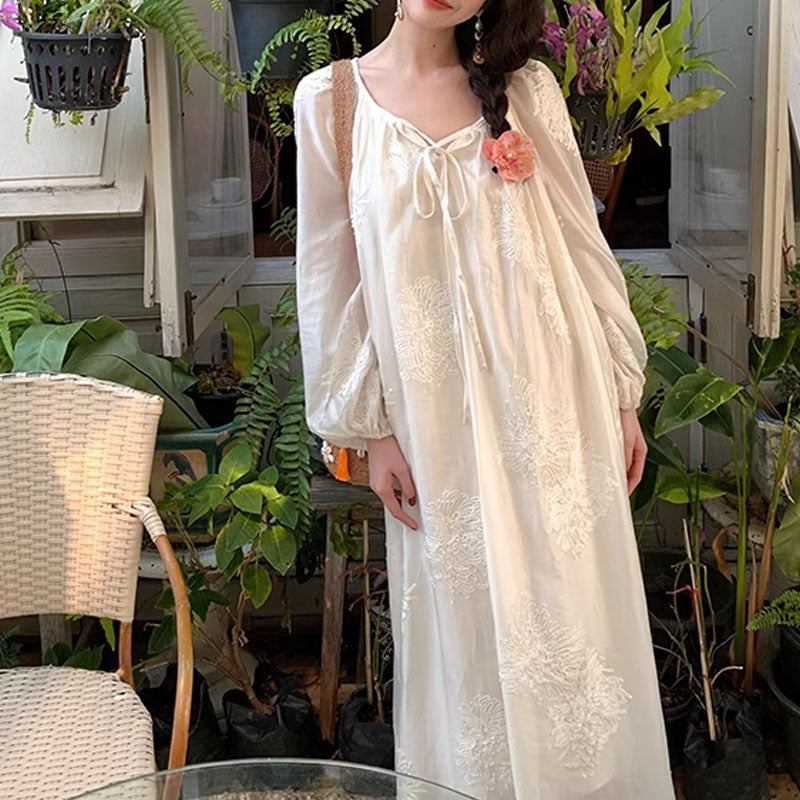 French Vintage Embroidered Lace-Up A-Line Dress