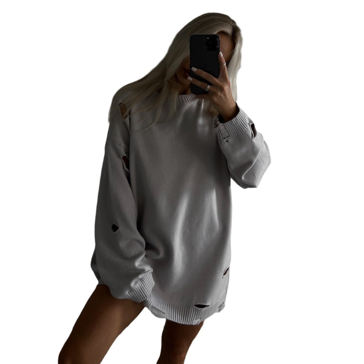 Loose Sweater with Ripped Waste Soil