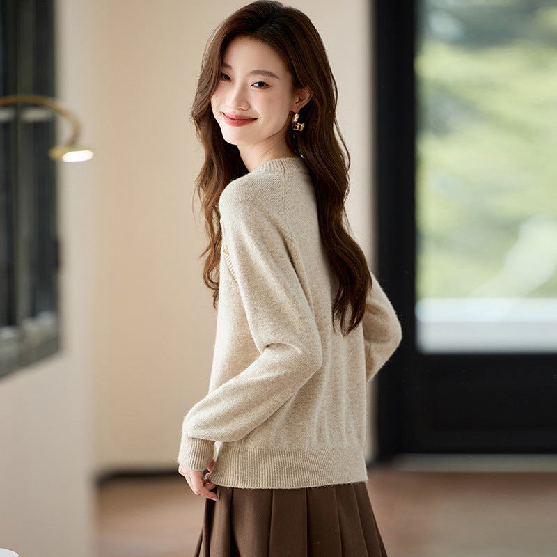 French Style Gold Buckle Design Sense Lazy and Loose Knitwear Sweater