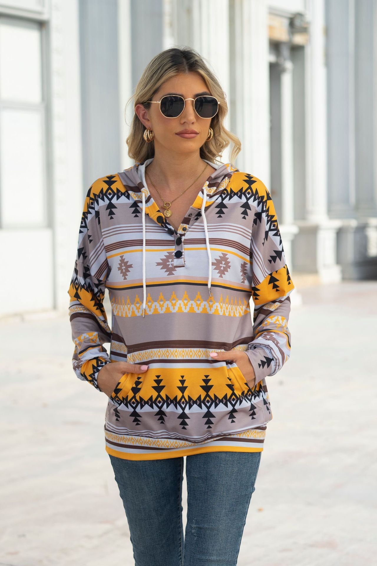 Geometric Pattern Long Sleeve Hooded Pocket Sweatshirt