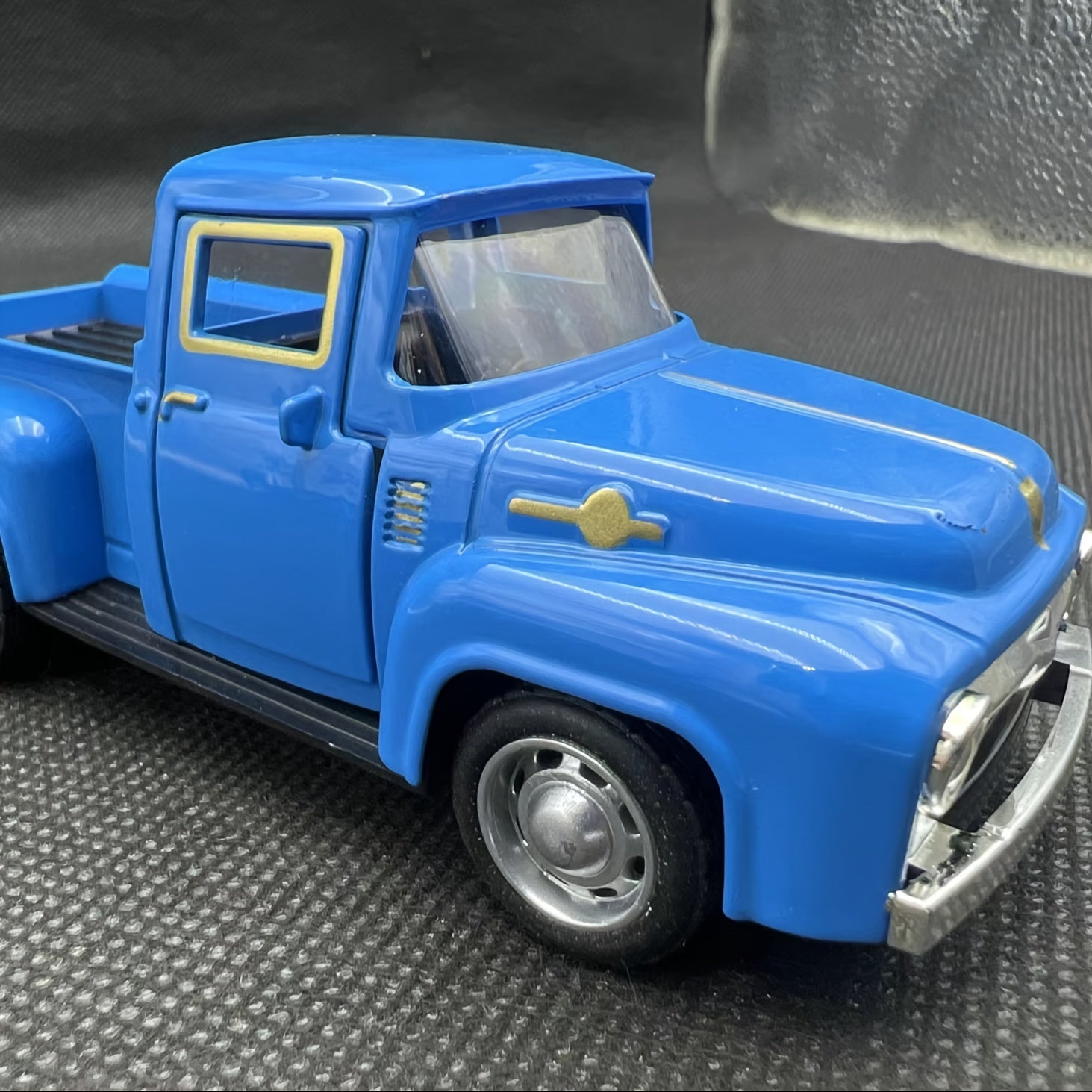 Vintage alloy metal pickup truck ornament for home or office decor