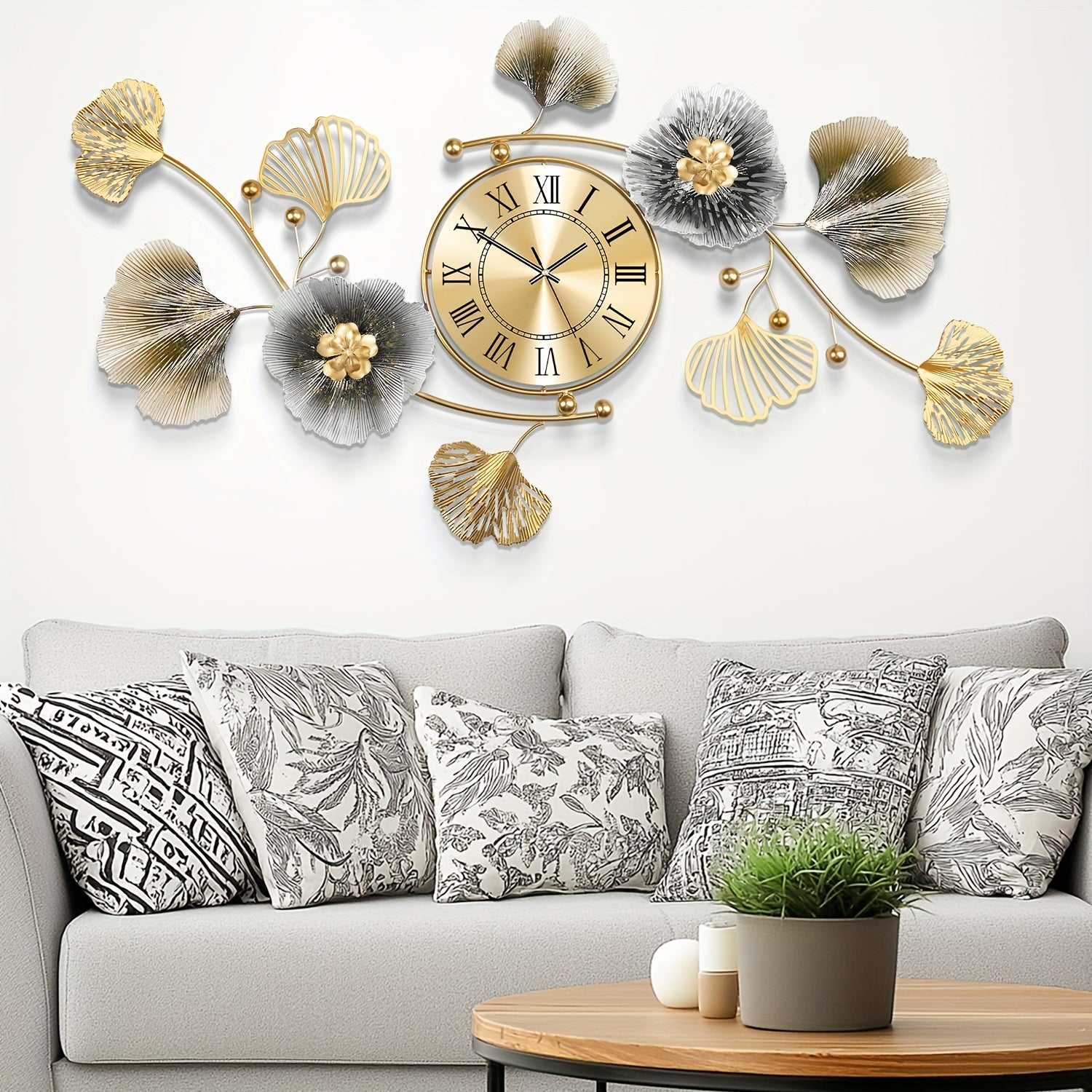 Metal Large Wall Clock, Silent Movement, Battery Powered Clock, Includes Two Sets Of Clock Hands, Decorative Wall Clock For Living Room, Bedroom, Dining Room, And Office (Coffee Color)