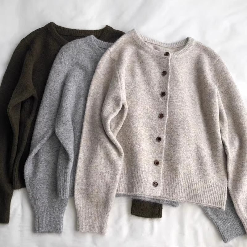 Retro Crew Neck Knitted Cardigan for Women