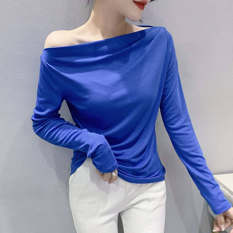 Off-Shoulder Pleated Slimming Top for Chic Commuting