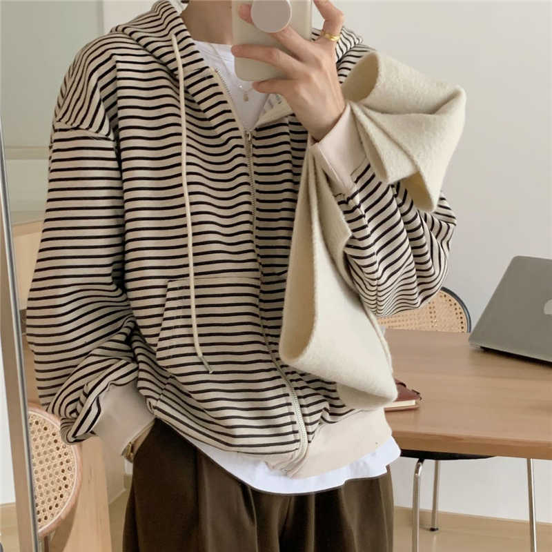 New Versatile Loose Slimming Stripes Top