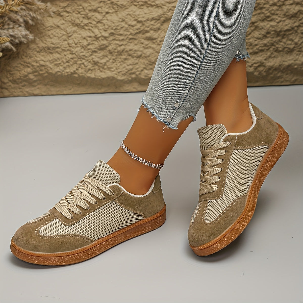 Women's Trendy Flat Casual Sneakers