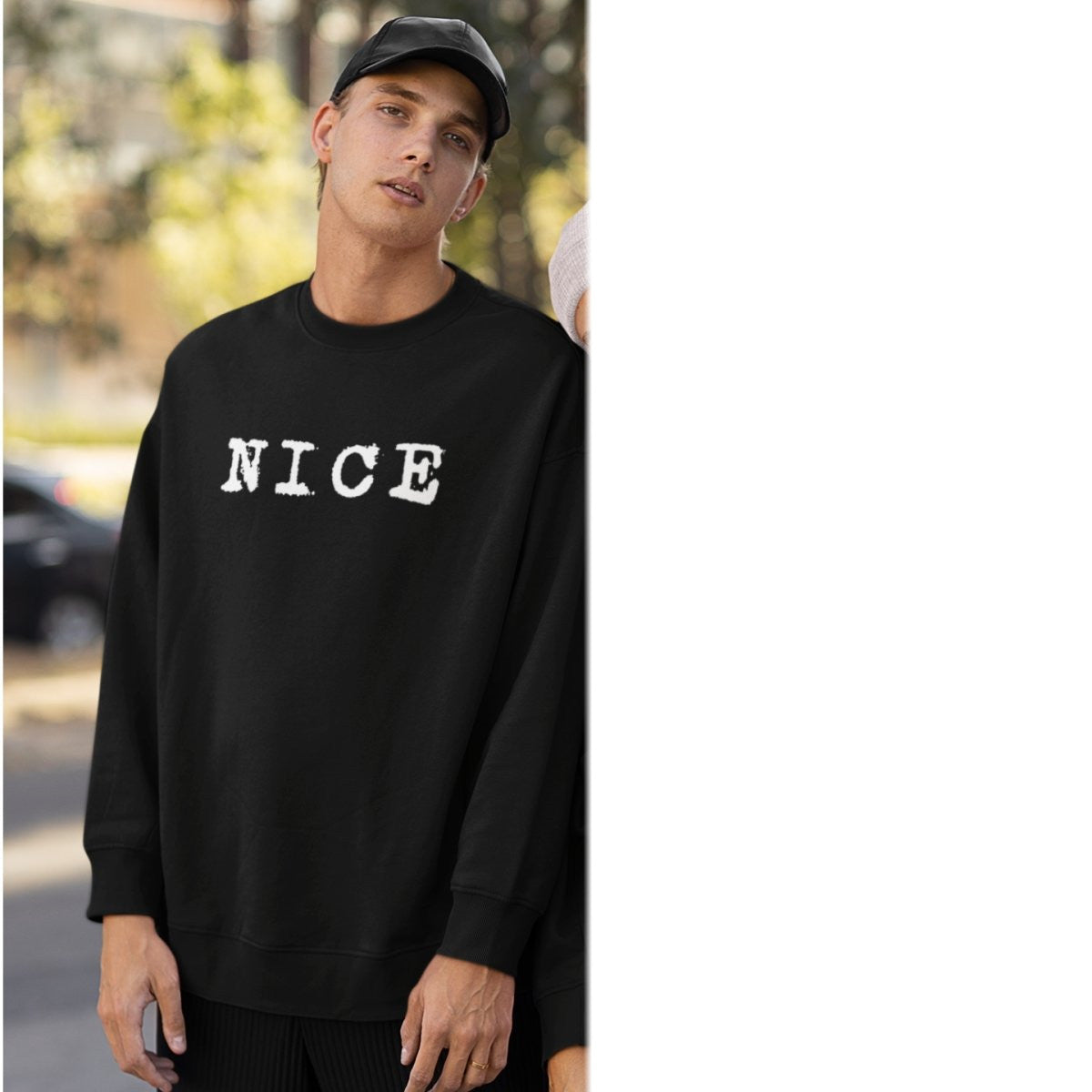 Korean Style Loose Casual Crewneck Sweatshirt for Men & Women
