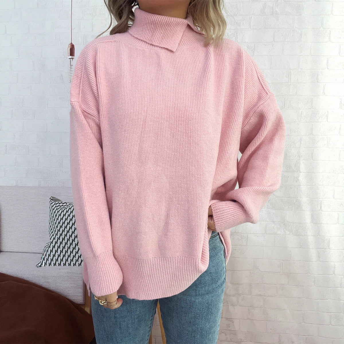 Women's Simple and Irregular Split Turtleneck Solid Color Knitted Pullover