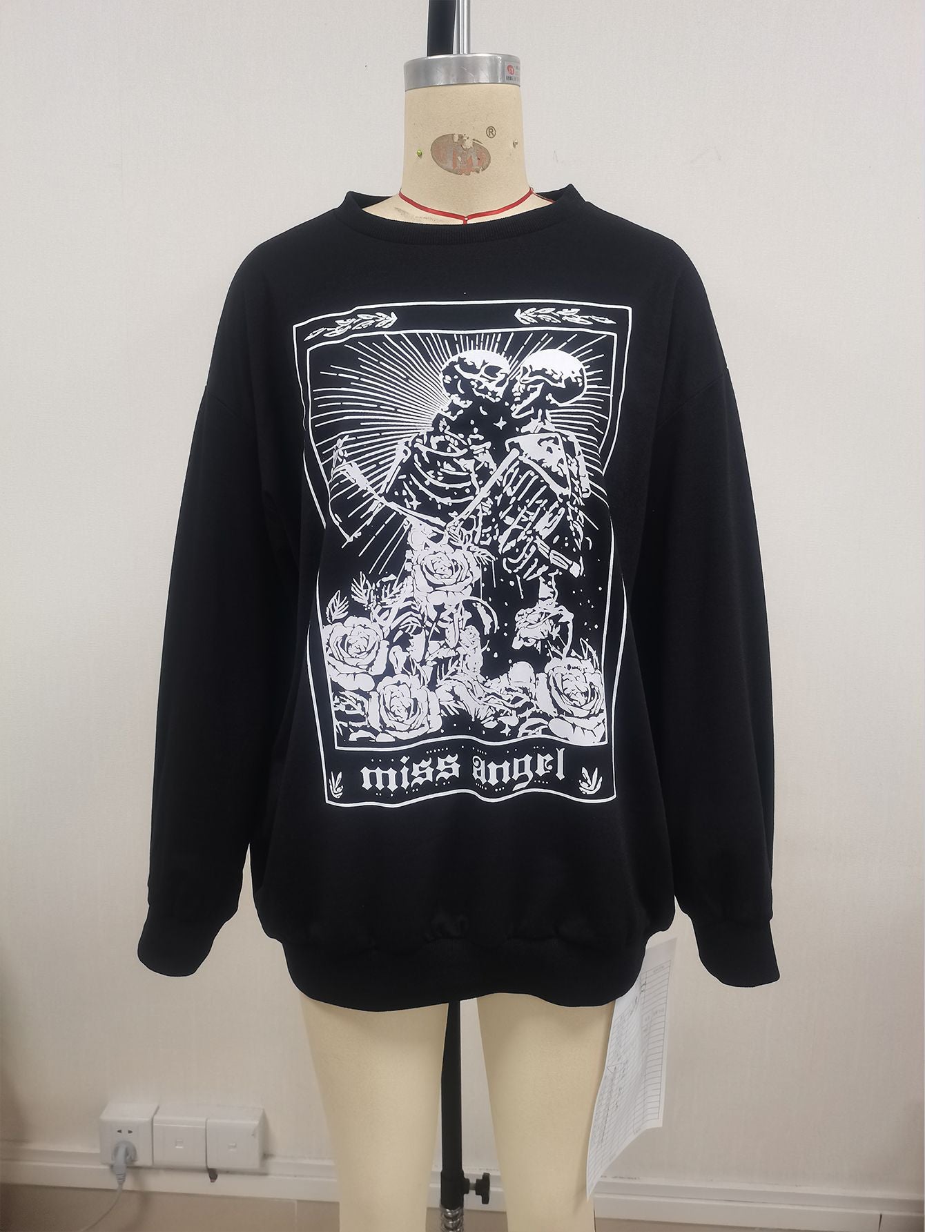 Gothic Retro Rose Skull Long Women's Sweater