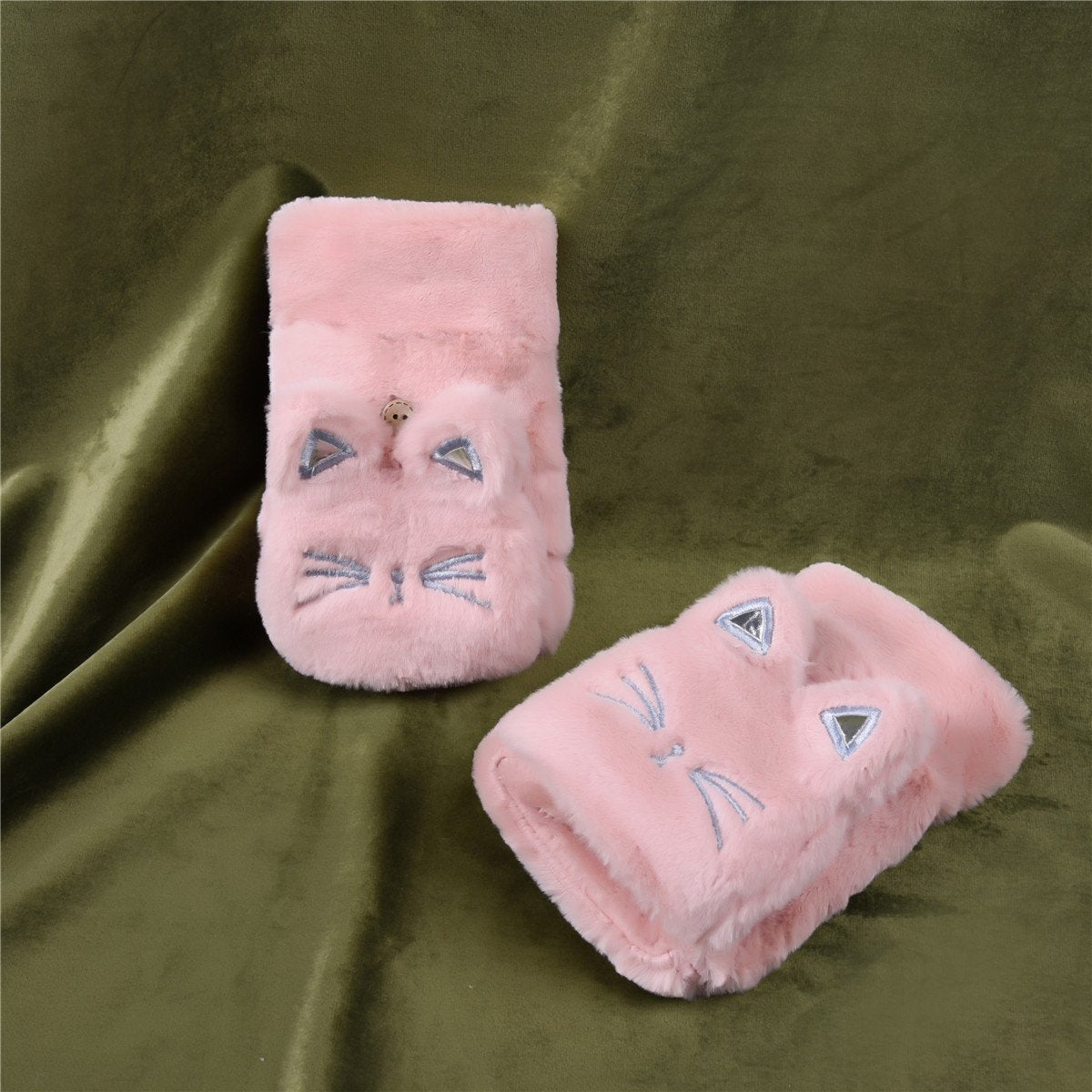 Lucky Cat Plush Flip Gloves for Women