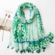 Stay Warm in Style - Autumn Triangle Scarf for Women