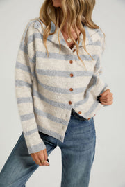 Autumnwinter Fashion European and American Womens Sweater Knitted Cardigan