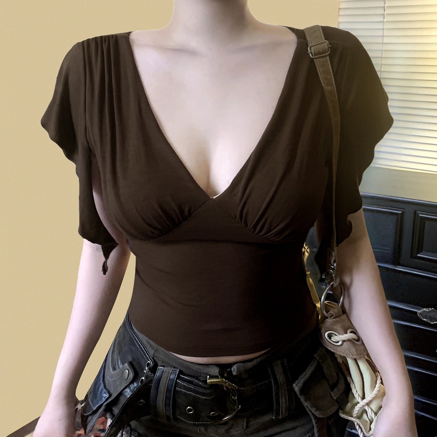 Slim V-Neck Retro Top – Dark Brown Puff Sleeve Women's Shirt