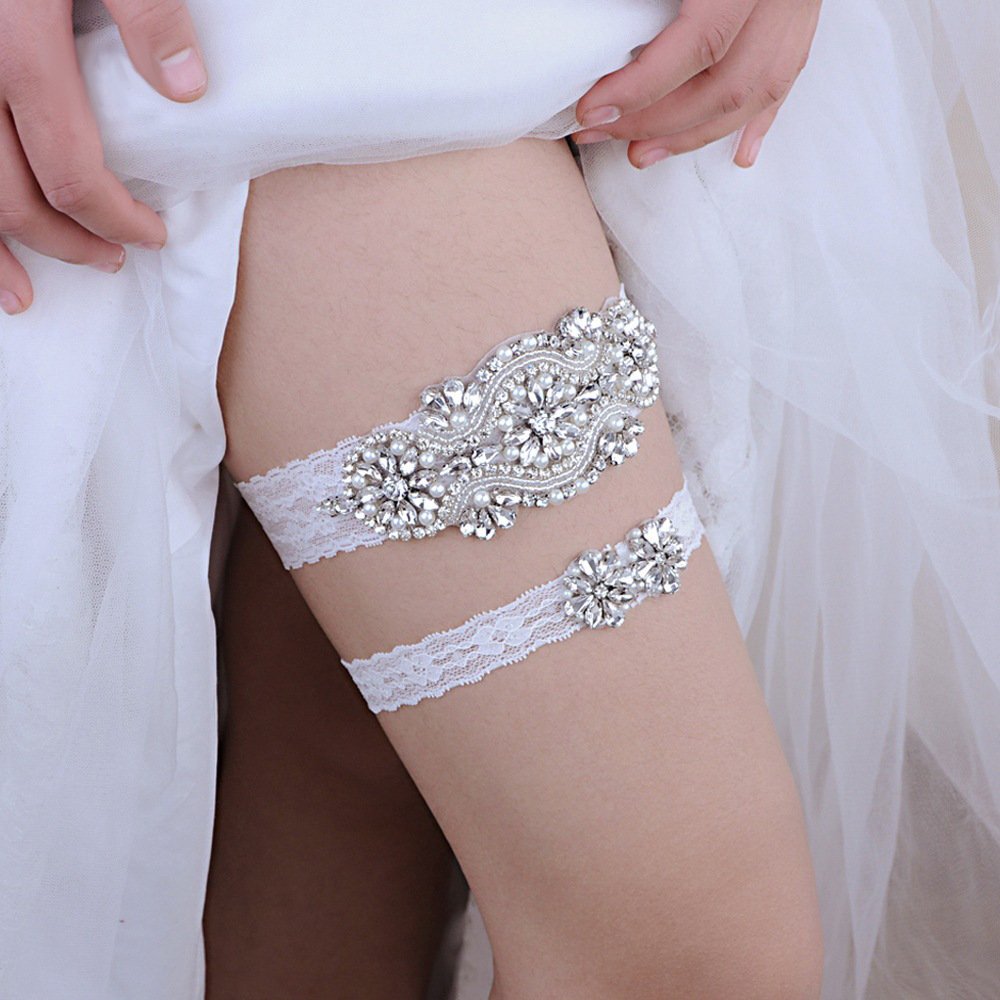 Elegant Lace Wedding Garter Belt Set
