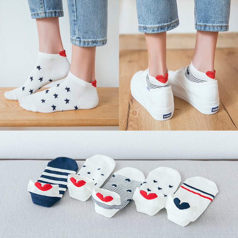 Cartoon Feather Yarn Women's Socks - Breathable & Cozy