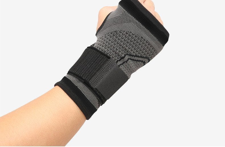 Protective Weightlifting Gloves for Fitness