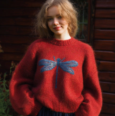 Womens Loose-fitting Pullover Sweater with a Round Neck and Floral Print