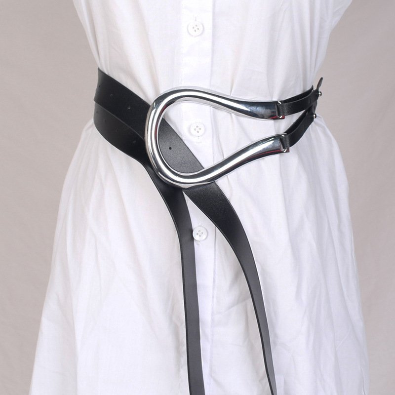 Stunning Silver Horseshoe Belt for Women