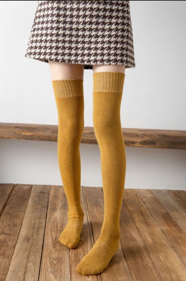 Thick Velvet Over the Knee Socks for Women - Winter Warmth