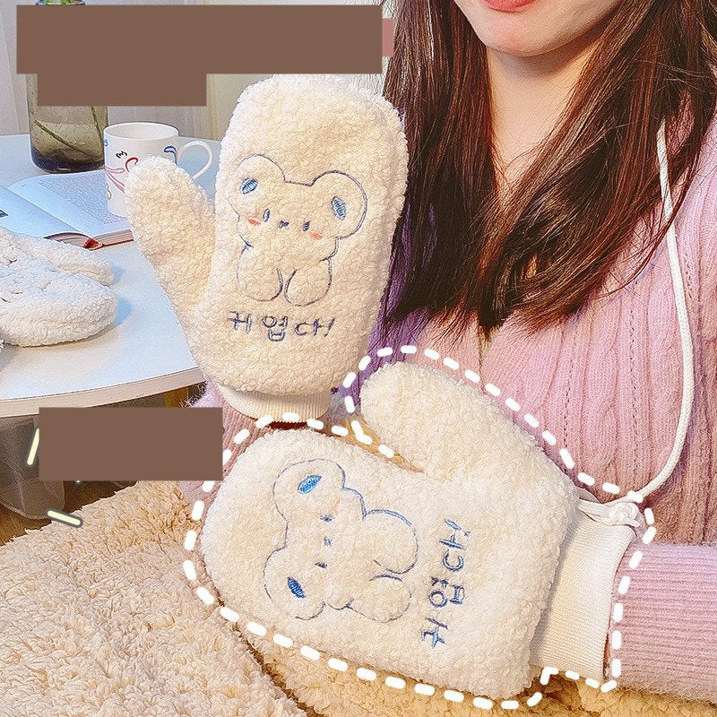 Cozy Embroidered Bear Gloves for Winter