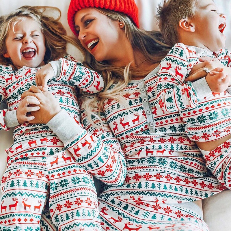 Cozy Family Matching Pajamas Set for Christmas & New Year