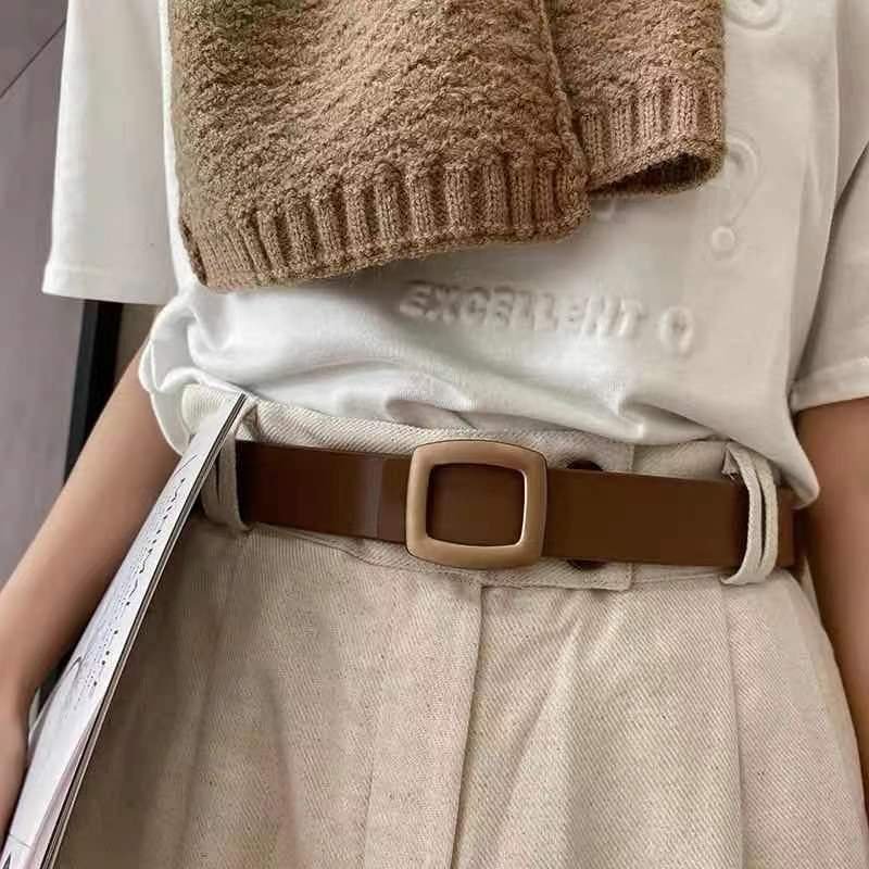 Stylish Women's Belt with Removable Buckle