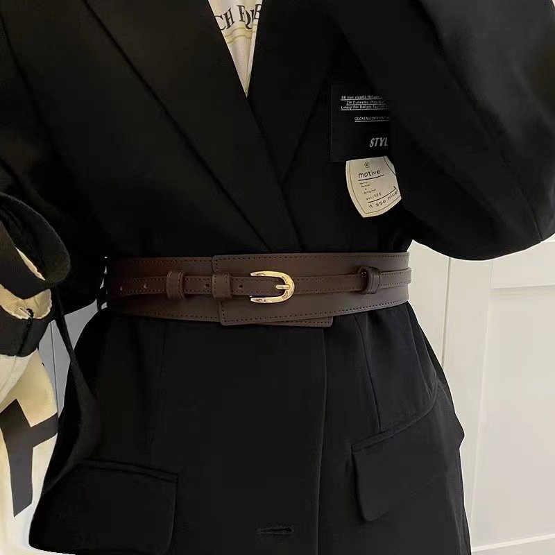 Adjustable Women's Faux Leather Belt