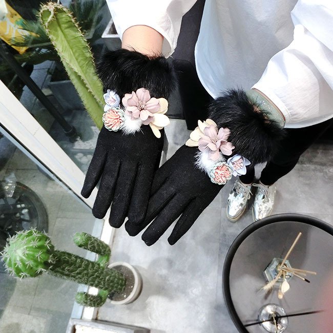 Warm Women's Wool Fingerless Gloves