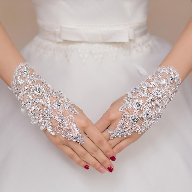 Add Elegant Touch with White Fingerless Lace Gloves
