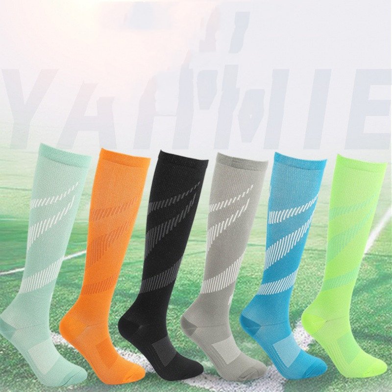 Compression Socks for Skiing Running Cycling