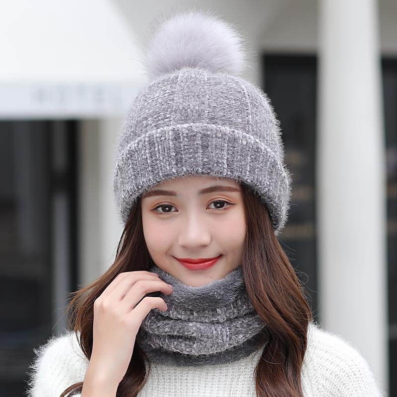 Warm Women's Fleece Hat for Winter