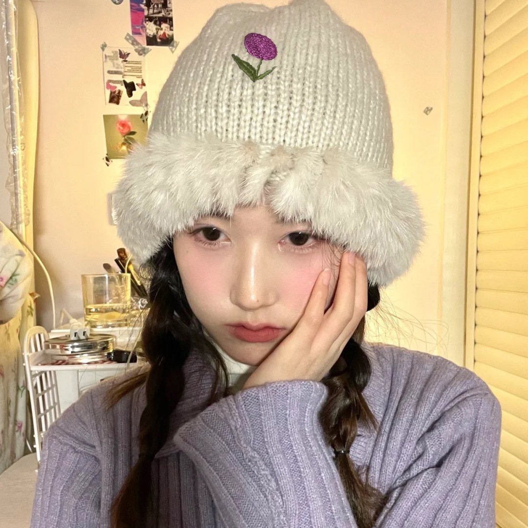 Stay Warm & Stylish Fisherman Hat