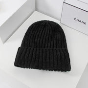 Stay Warm in Style - Oversized Wool Knitted Hat