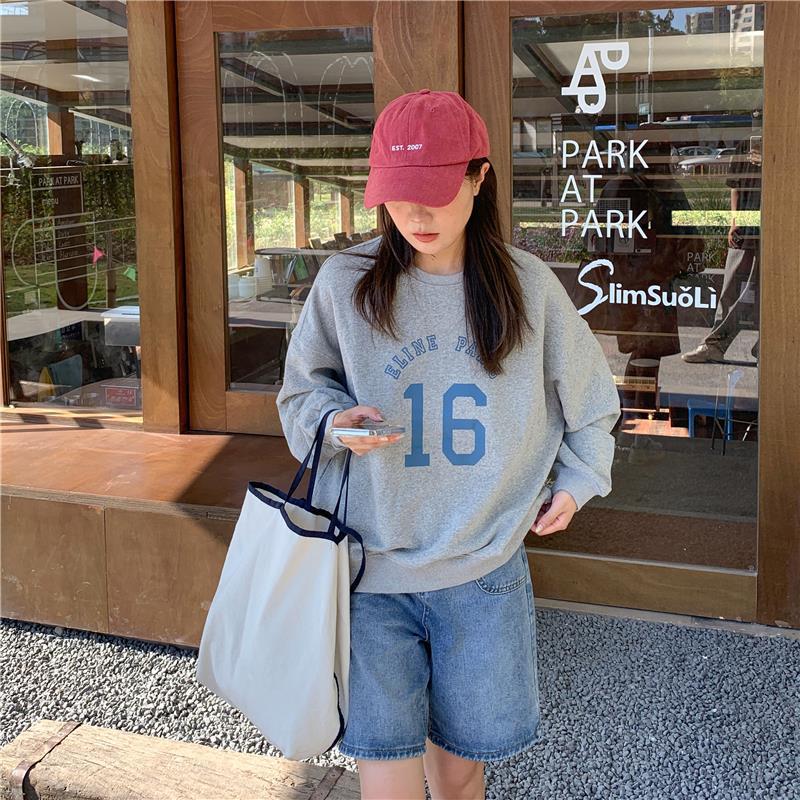 Oversized Letter Print Long Sleeve Women's Pullover Sweater