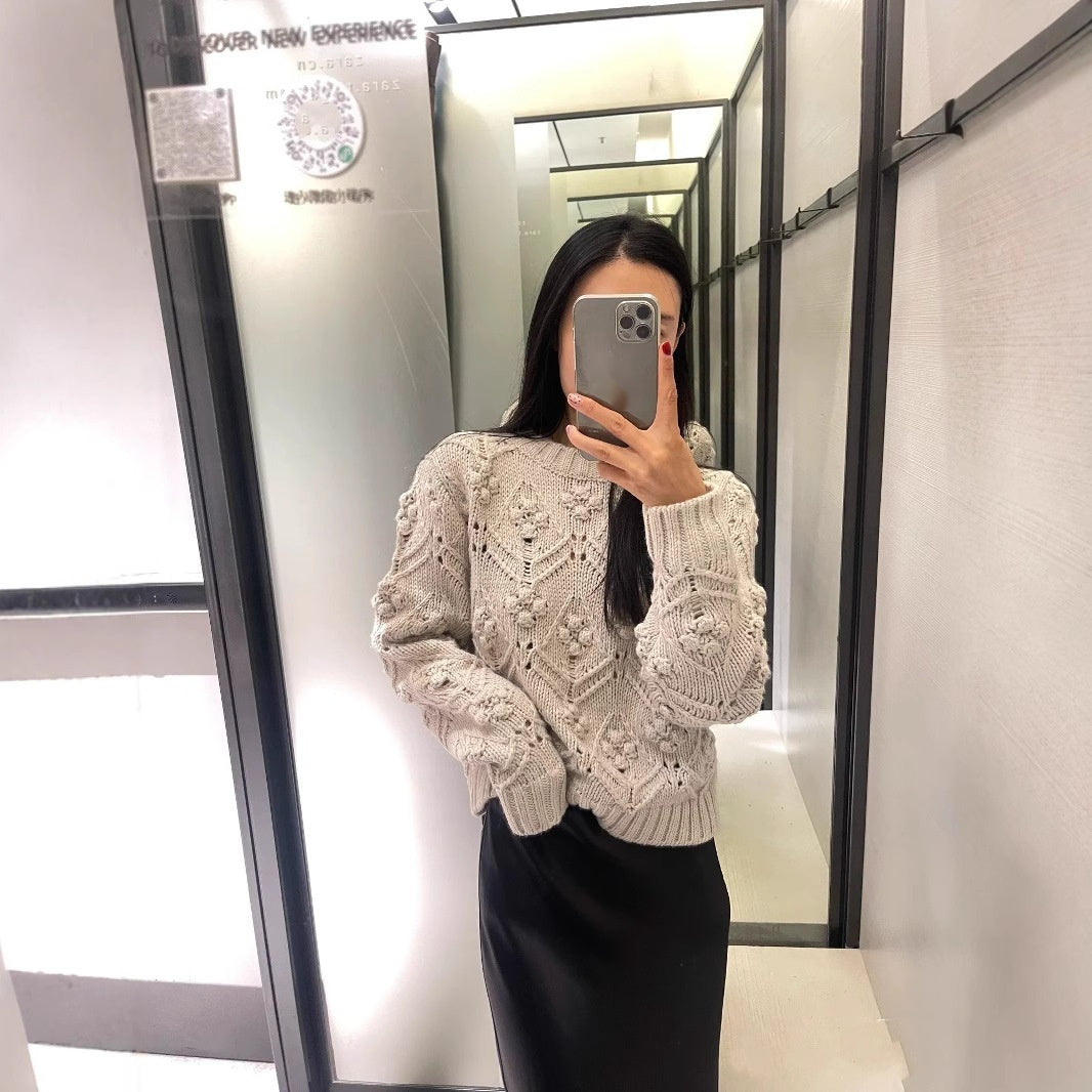 Women's Fashion Hollowed-out Round Neck Knitted Sweater