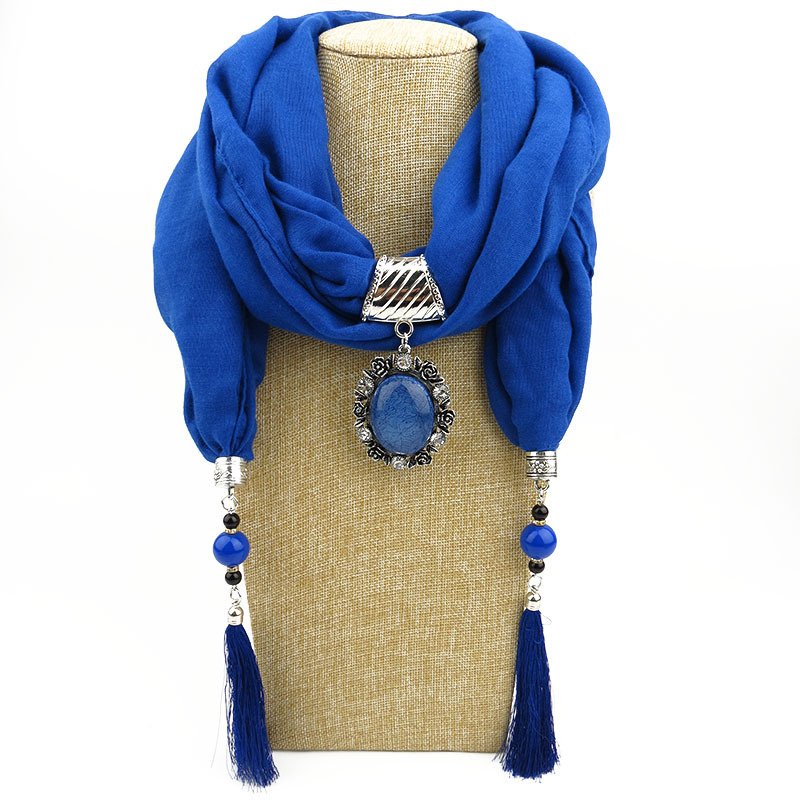 Vibrant Peacock Print Scarf for Women