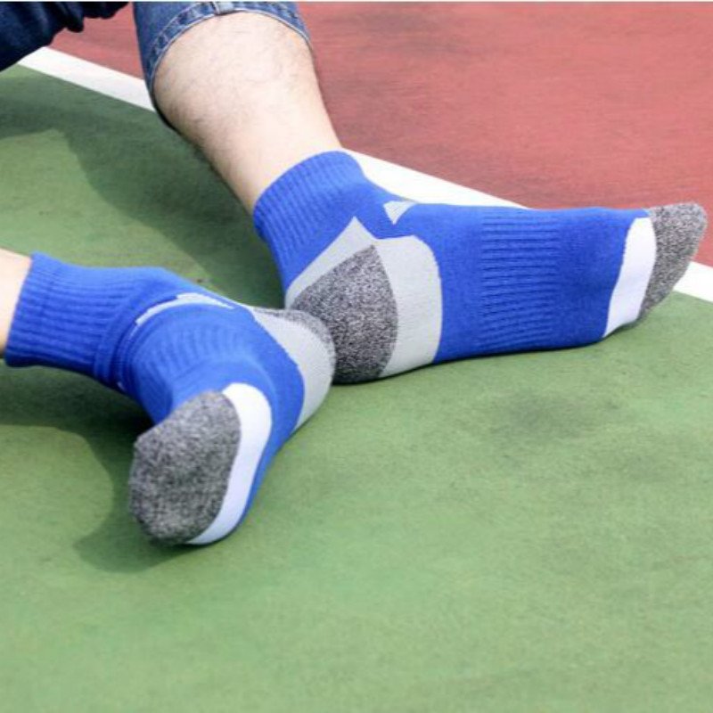 Moisture-Wicking Socks for Men - 5 Pack