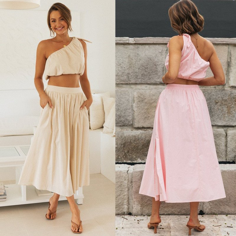 Women's Chic Two-piece Sloping Shoulder Skirt Set