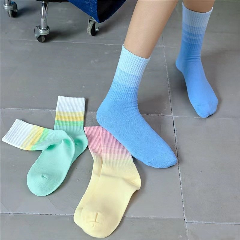 Gradient Color Sports Socks for Men & Women