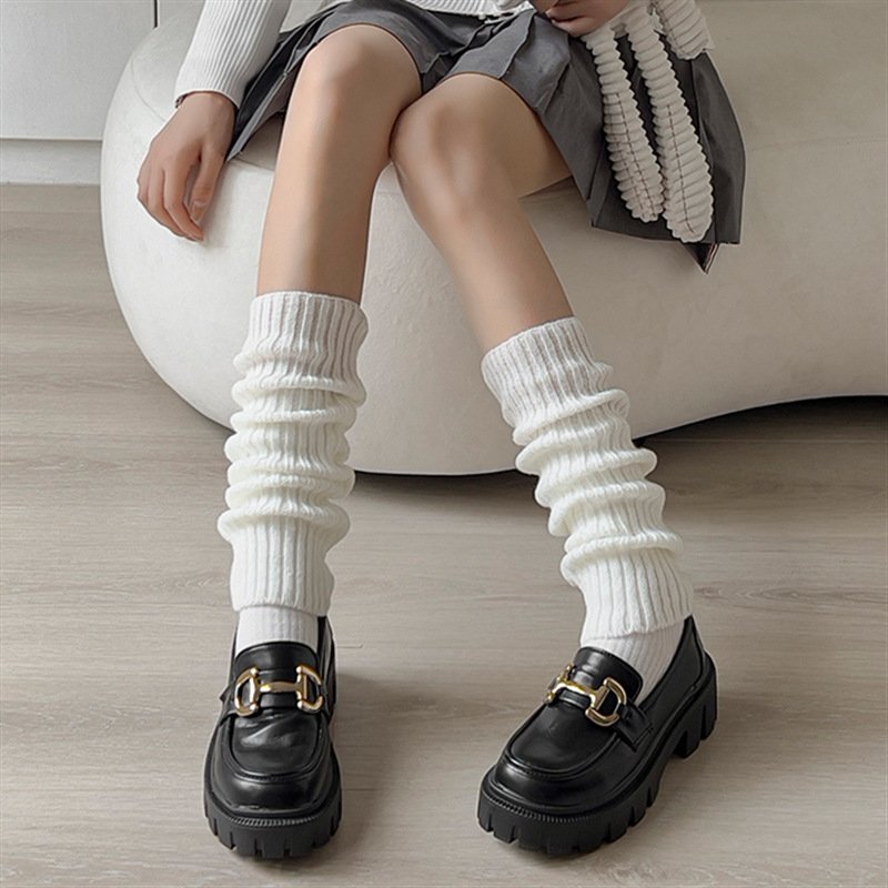 Warm Women's Mid-Calf Socks for Daily Wear