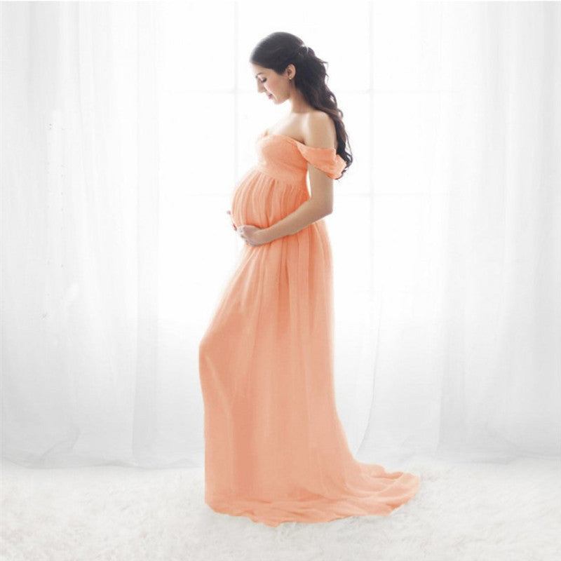 Elegant Strapless Chiffon Maternity Dress for Photoshoot