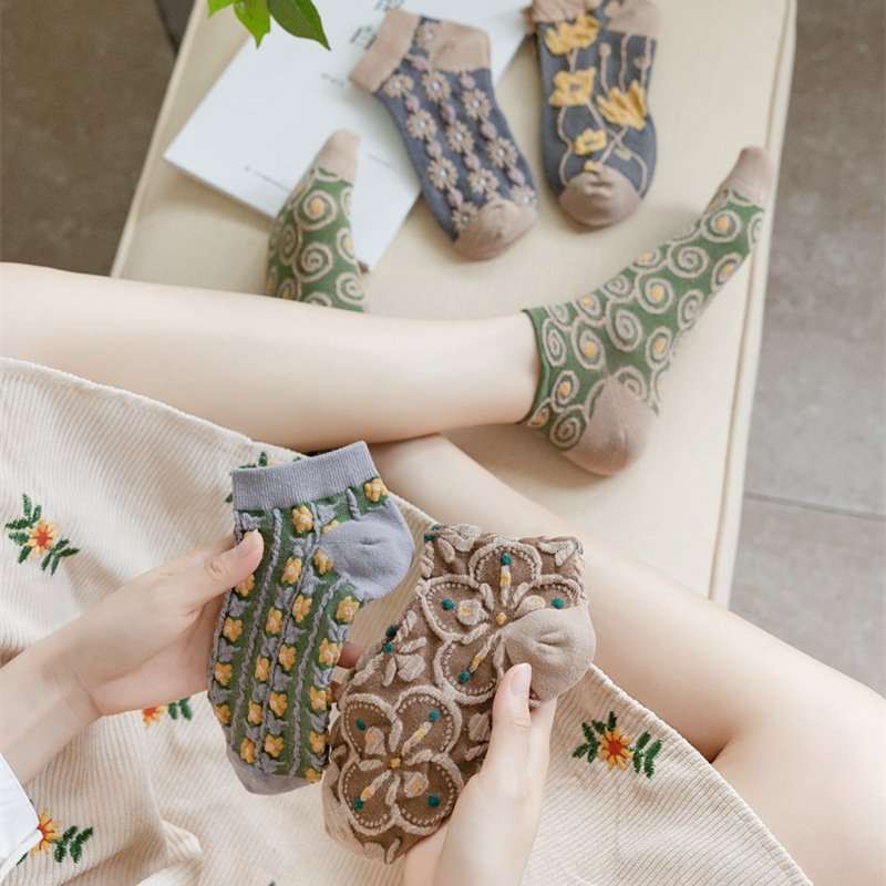 5-Pack Soft Embossed Court Socks