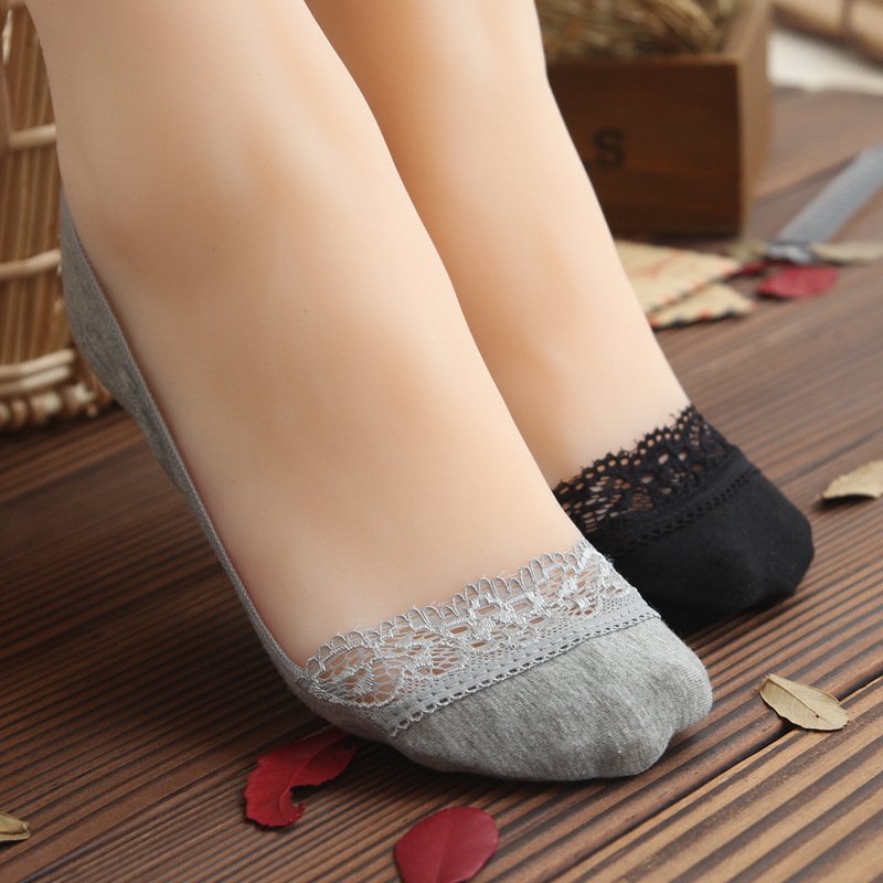 Invisible Lace Boat Socks for Women