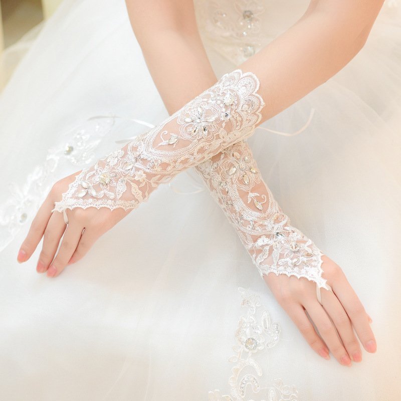 Elegant Fingerless Wedding Gloves for Brides