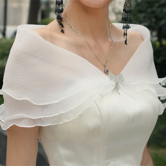 Elegant Lace Shawl for Weddings & Special Occasions