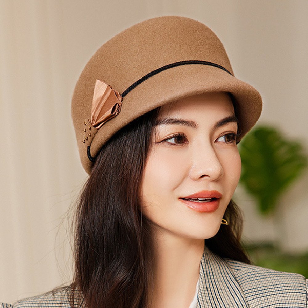 Vintage Equestrian Top Hat for Women Winter Fashion