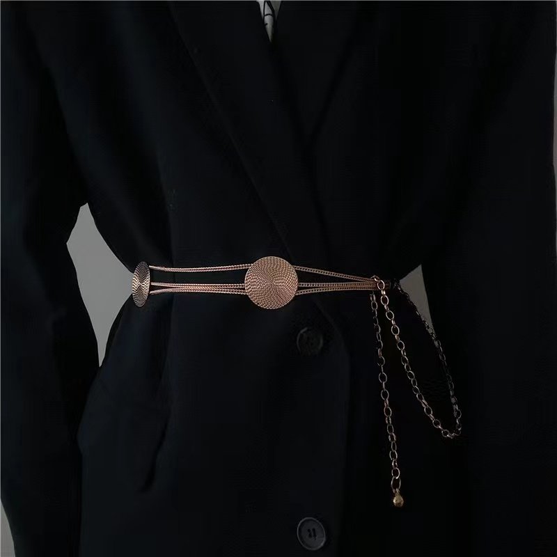 Metal Chain Waist Chain for Women - Fashion Accessory with Metal Cutout