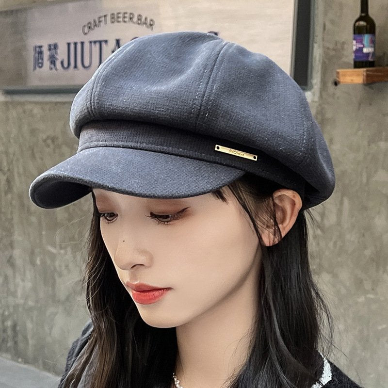 Korean-Style Metal Label Peaked Cap for Women