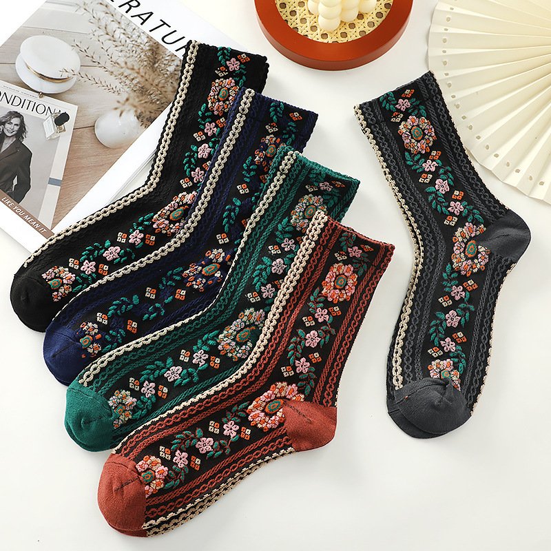 Retro Floral Women's Mid-Calf Socks