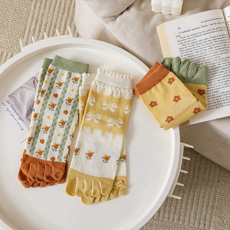 Breathable Flower Socks